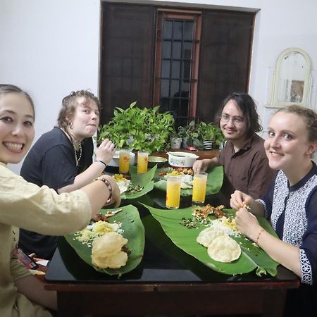 Guestland Homestay Kochi ภายนอก รูปภาพ