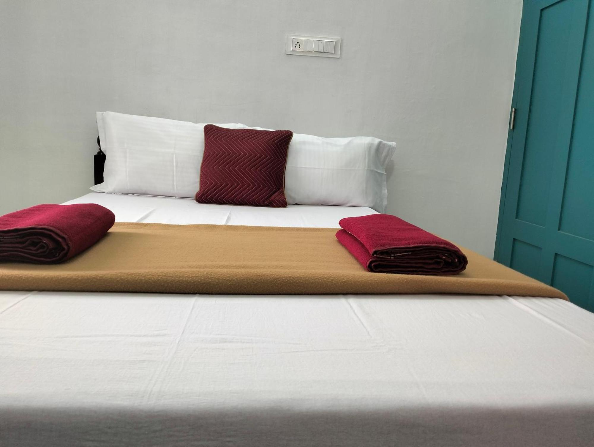 Guestland Homestay Kochi ภายนอก รูปภาพ