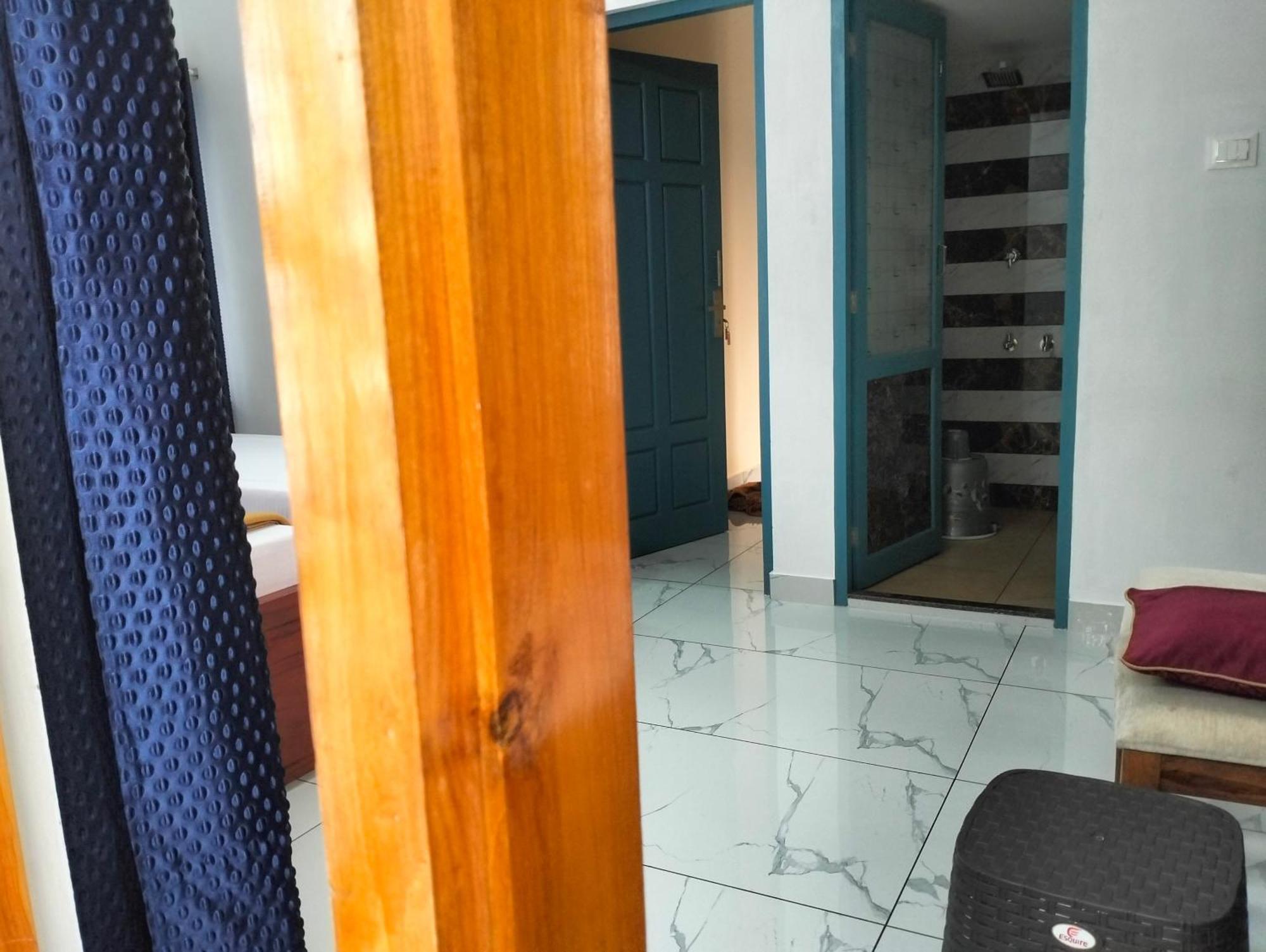 Guestland Homestay Kochi ภายนอก รูปภาพ
