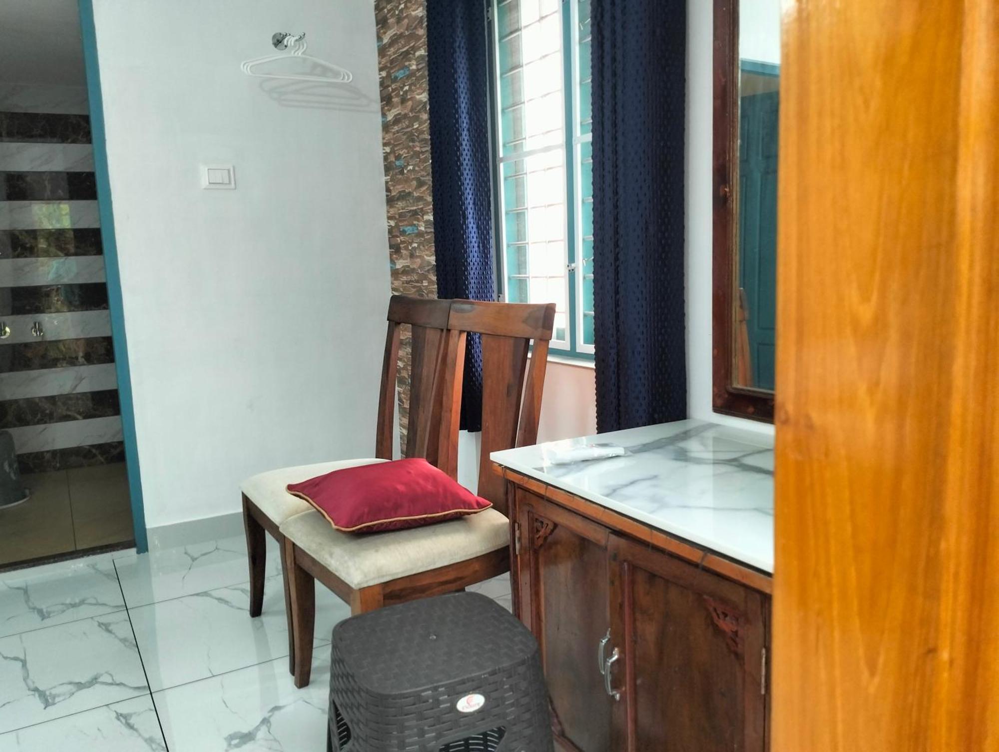 Guestland Homestay Kochi ภายนอก รูปภาพ