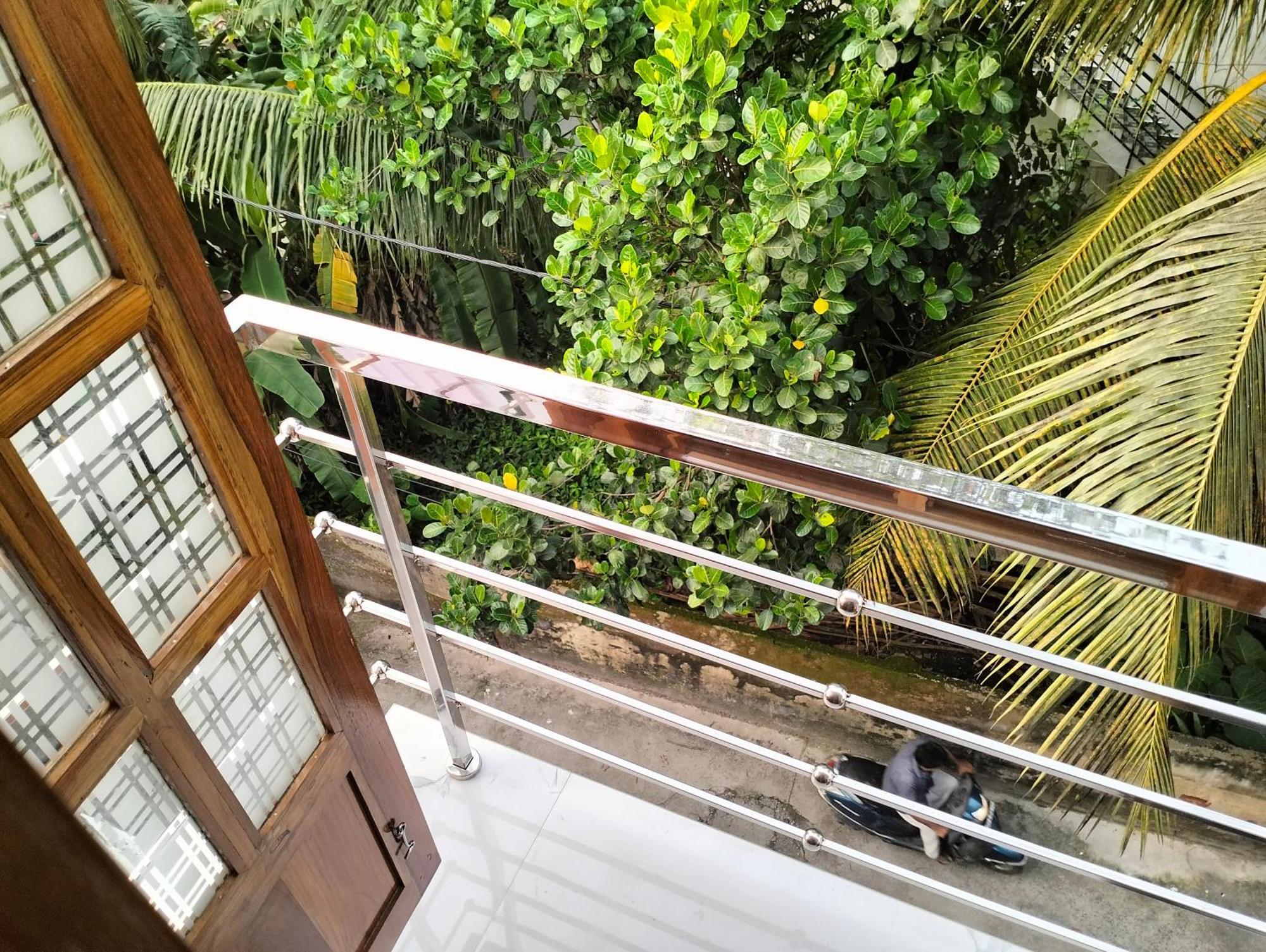 Guestland Homestay Kochi ภายนอก รูปภาพ