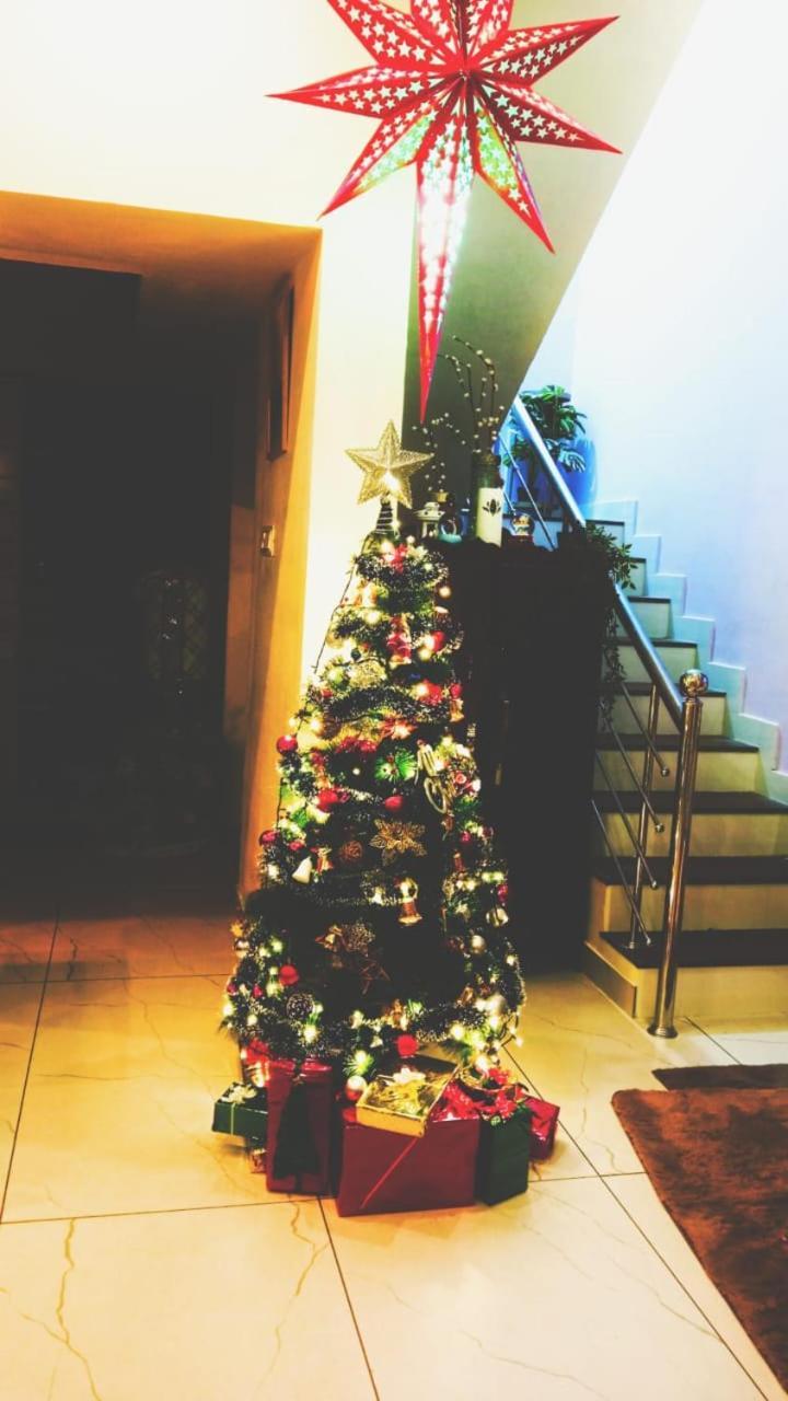 Guestland Homestay Kochi ภายนอก รูปภาพ