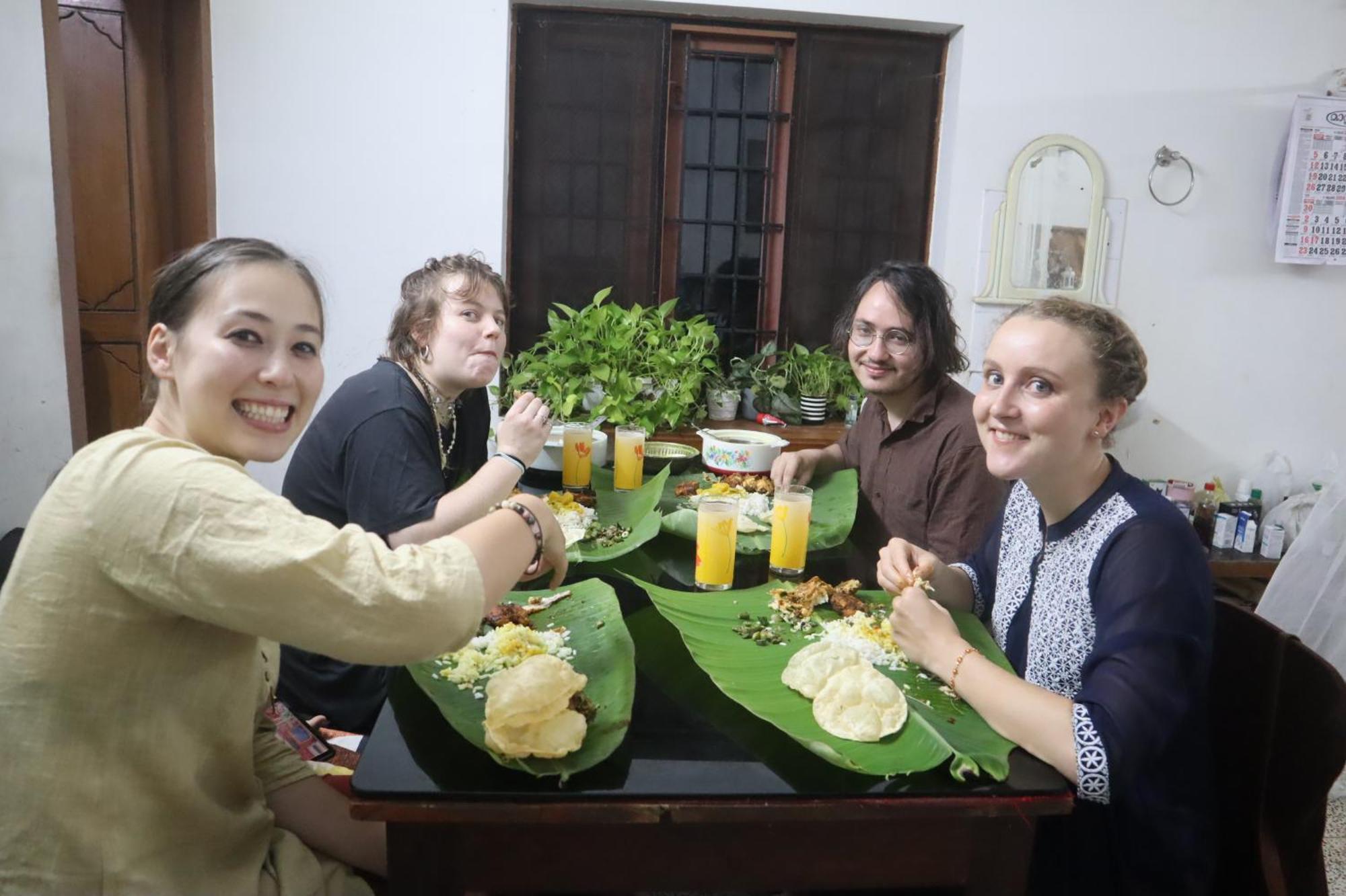 Guestland Homestay Kochi ภายนอก รูปภาพ